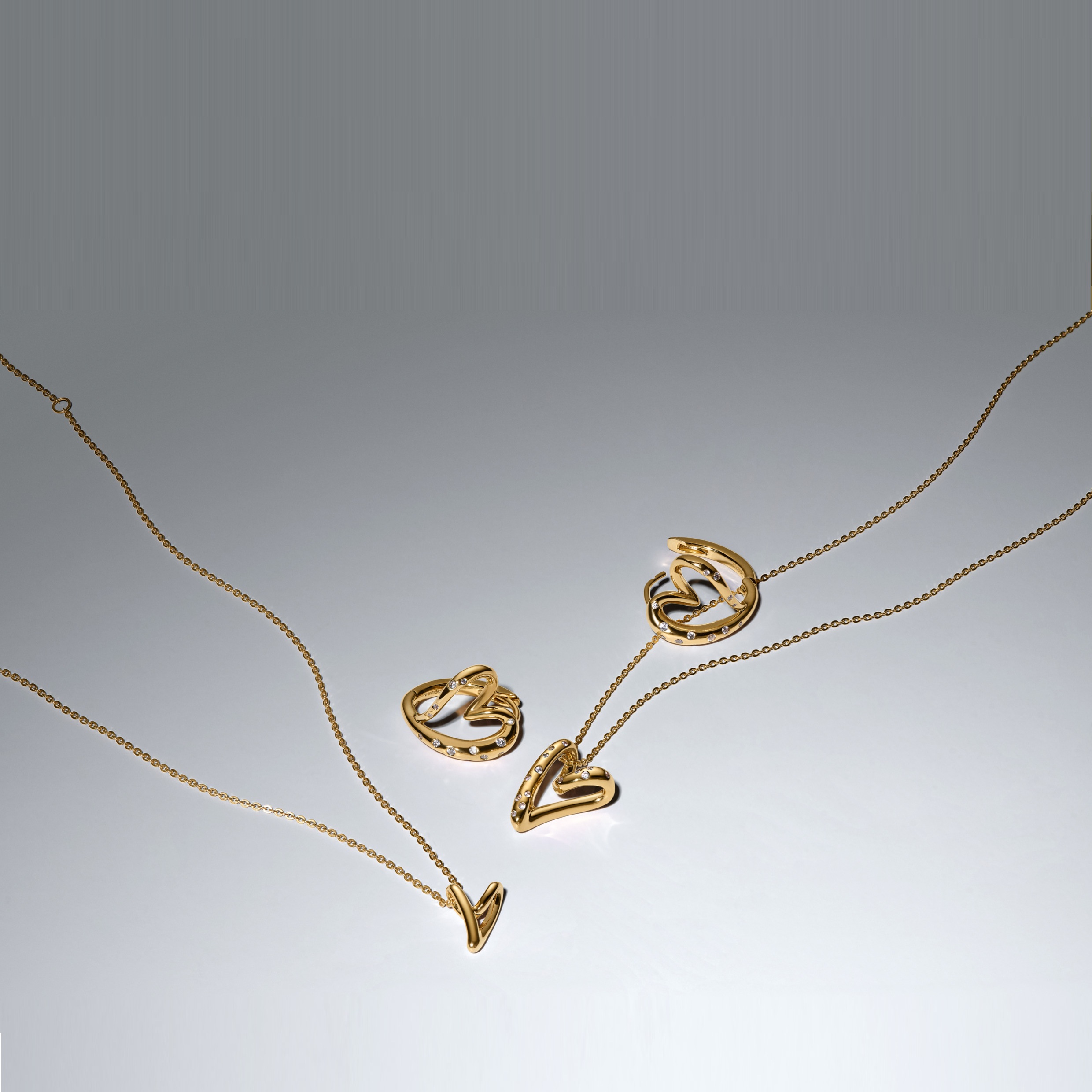 2026 ESSENCE系列新品 項鏈$4,080起 耳環$4,380起