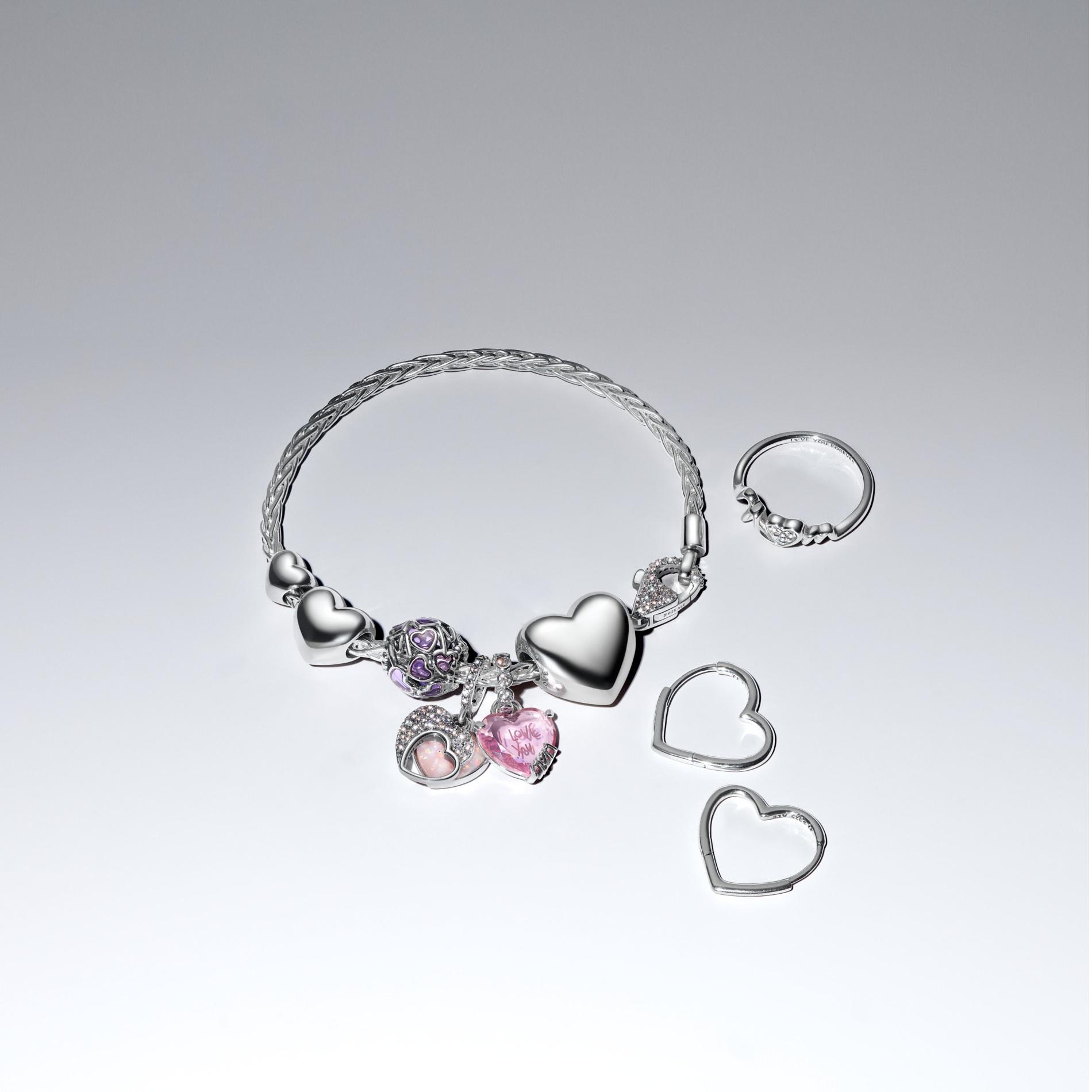 2026 全新春季珠寶系列 手鏈$3,080 串飾$1,080起 戒指$2,080 耳環$2,080