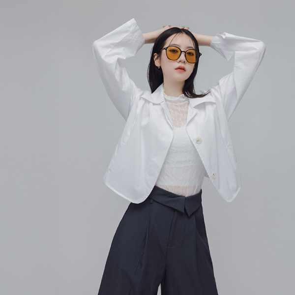 風格剪接質感外套